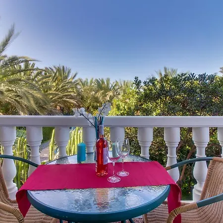 Villa Morera *